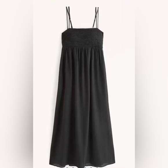 Abercrombie and Fitch Cut-out Back Maxi Dress in Black - Size XSP - Picture 3 of 5